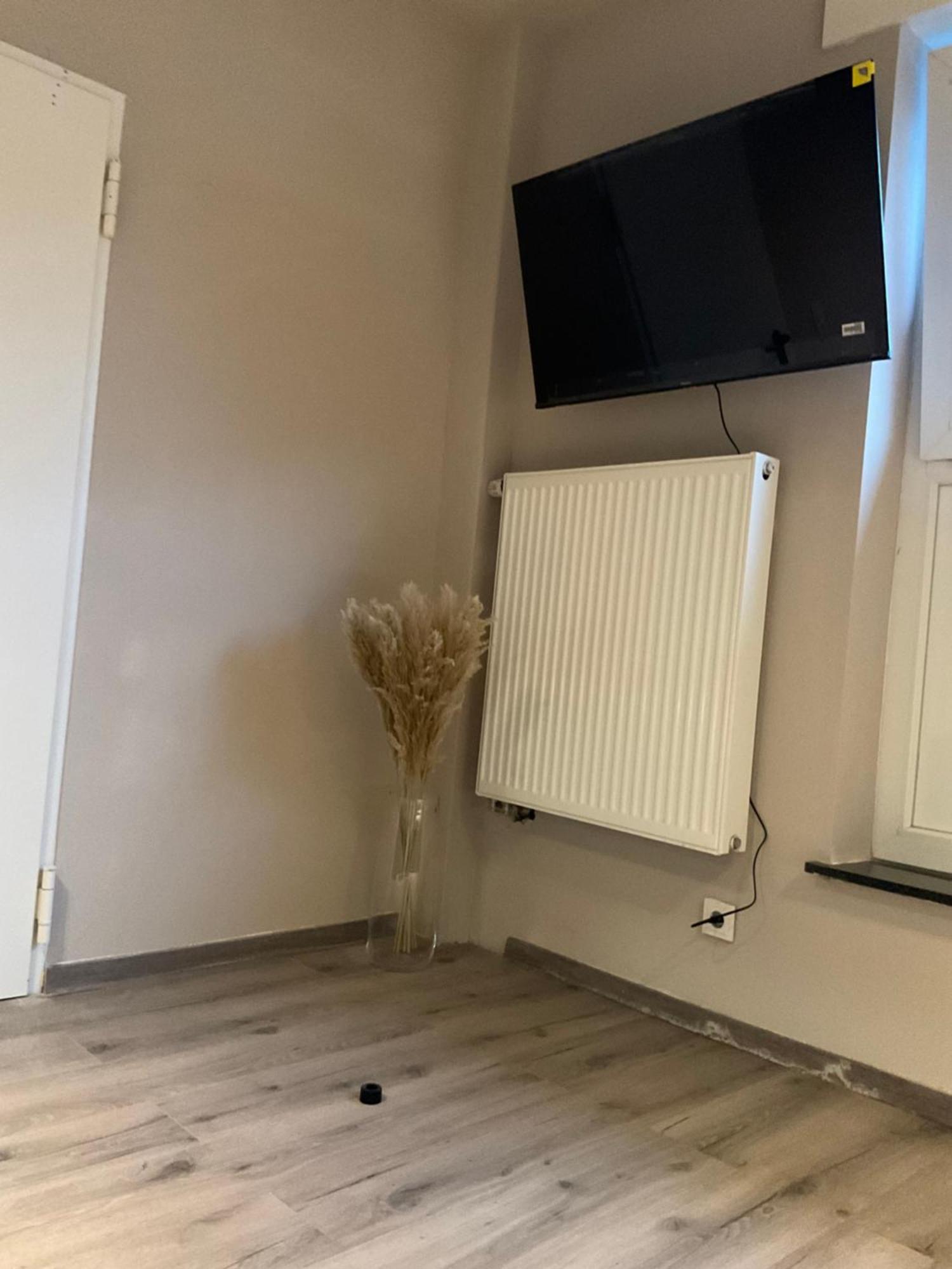 Modernes Studio Am Dreilaendereck Alsdorf Bagian luar foto
